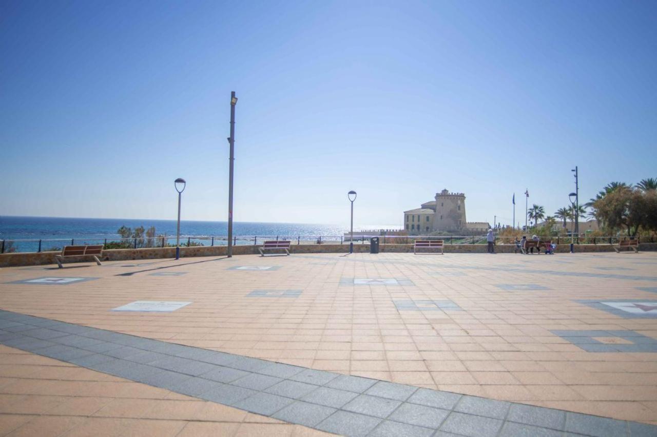 Beautiful Two Bedroom Apartment Next To The Beachfront Torre de la Horadada Ngoại thất bức ảnh